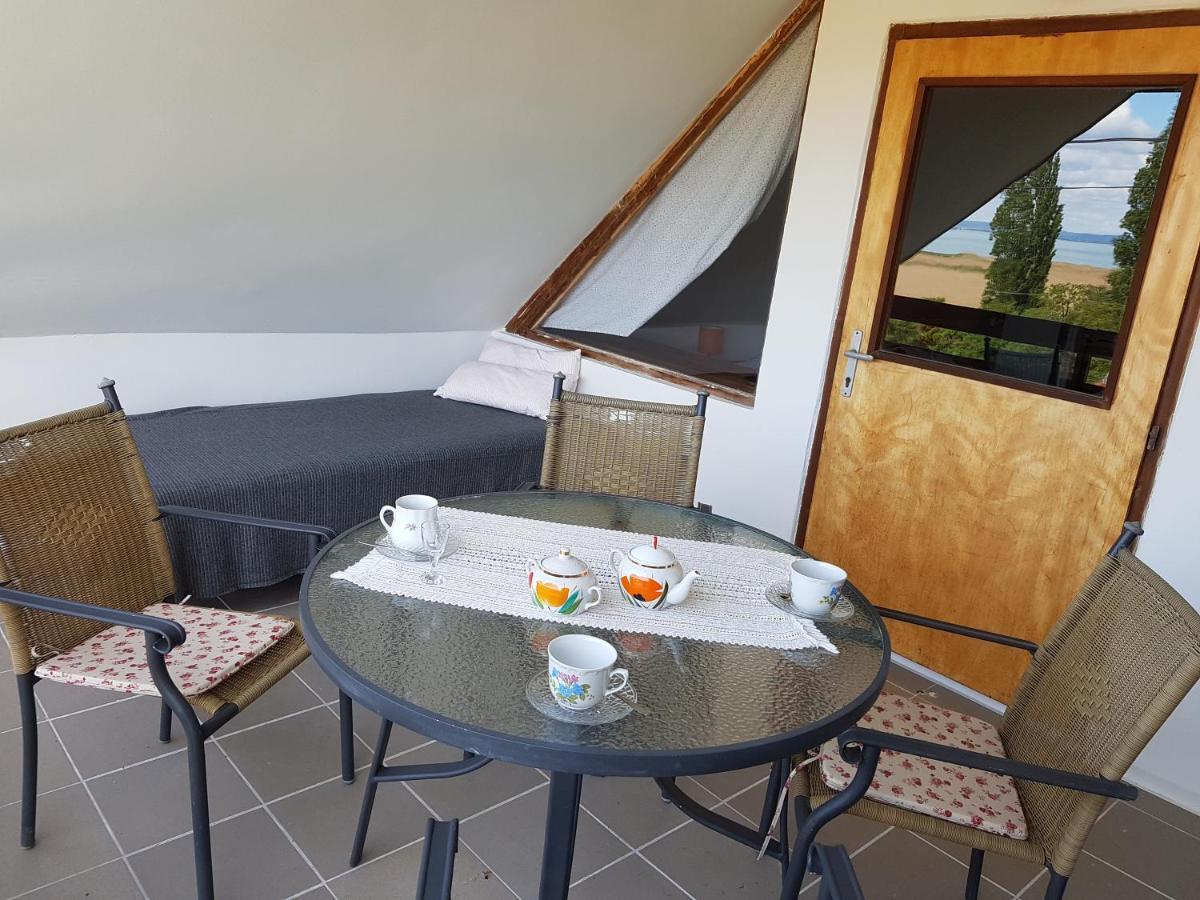 Kilatas A Tora Apartman Szigliget Extérieur photo